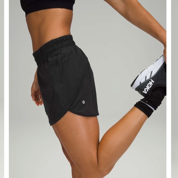🍋Lululemon Track That Mid-Rise Short 5" Black, SZ 4 - Picture 3 of 5